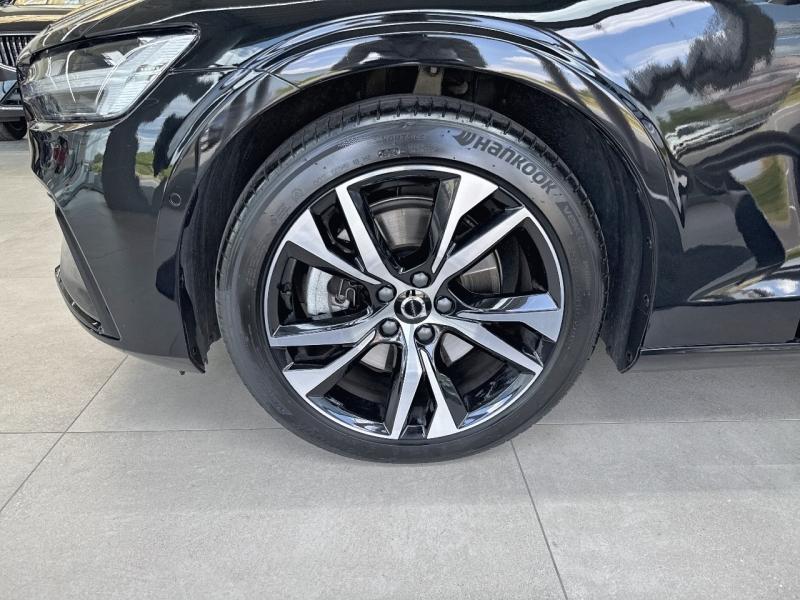 Image VOLVO V60 B4 197ch Ultra Style Dark DCT 7