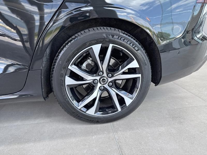 Image VOLVO V60 B4 197ch Ultra Style Dark DCT 7