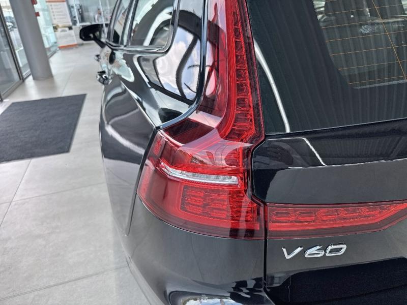 Image VOLVO V60 B4 197ch Ultra Style Dark DCT 7