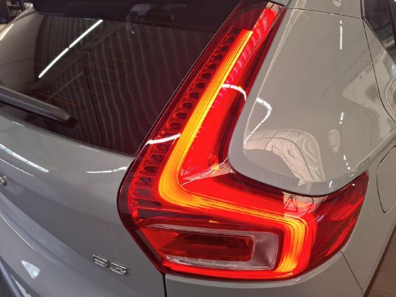 Image VOLVO XC40 B3 163ch Essential DCT 7