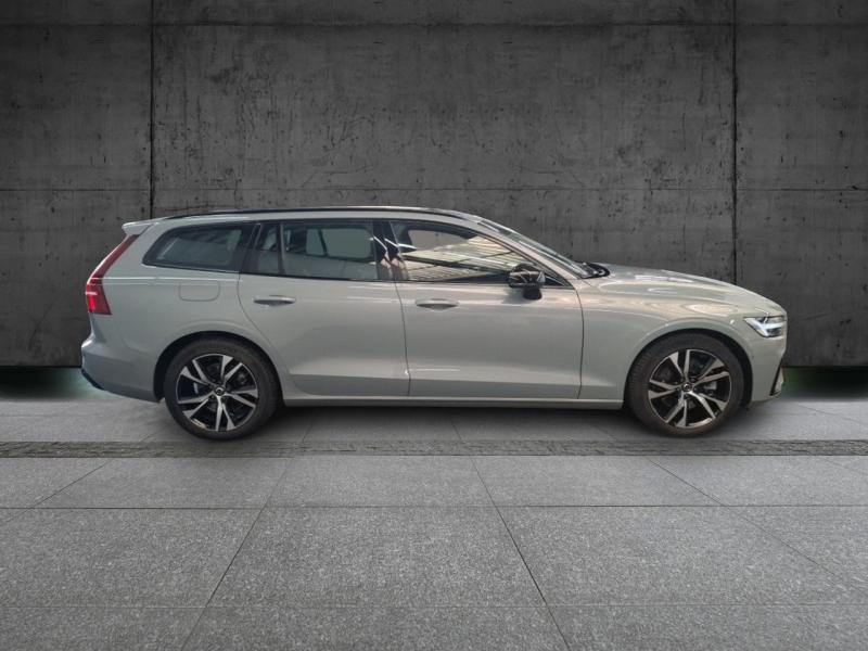 Image VOLVO V60 B4 197ch Ultra Style Dark DCT 7