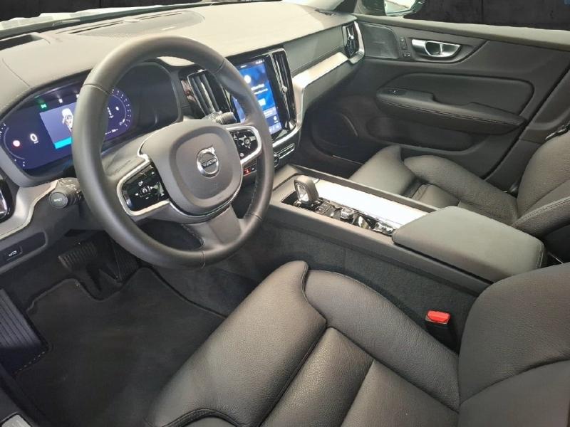 Image VOLVO V60 B4 197ch Ultra Style Dark DCT 7