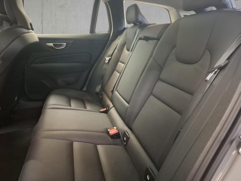 Image VOLVO V60 B4 197ch Ultra Style Dark DCT 7