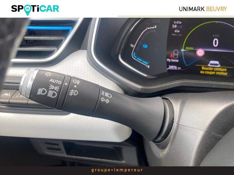 Image RENAULT Clio 1.6 E-Tech 140ch Première Edition