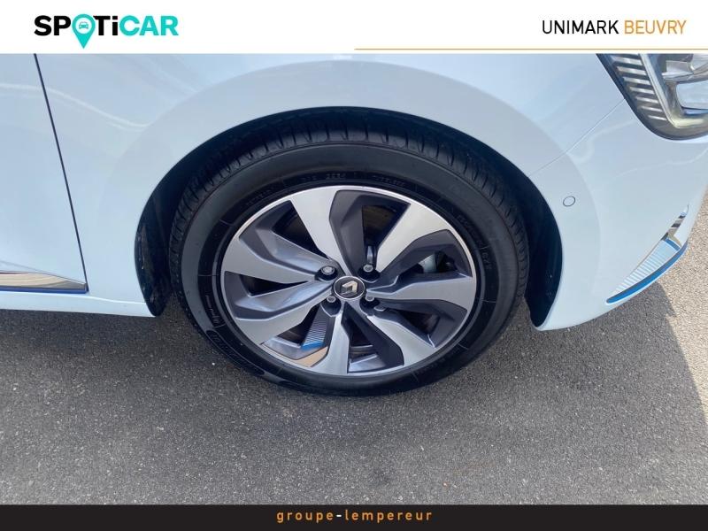 Image RENAULT Clio 1.6 E-Tech 140ch Première Edition