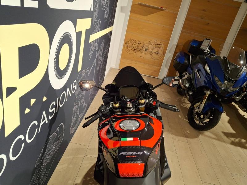 Image APRILIA RSV4 RSV4 1100 Factory