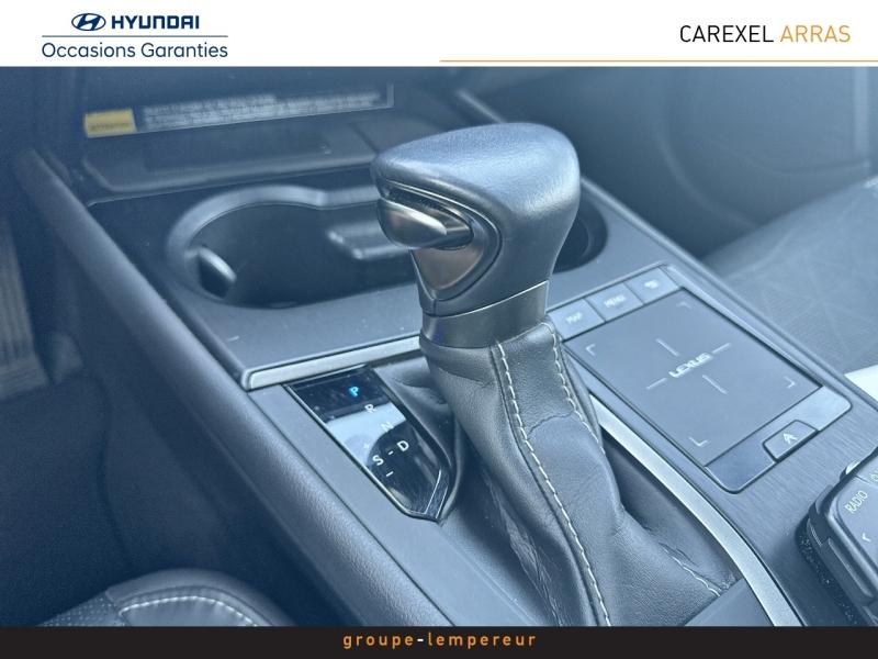 Image LEXUS UX 250h 2WD Executive MY20
