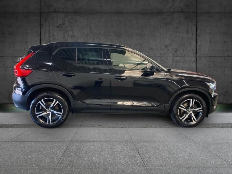 Image VOLVO XC40 D4 AdBlue AWD 190ch R-Design Geartronic 8