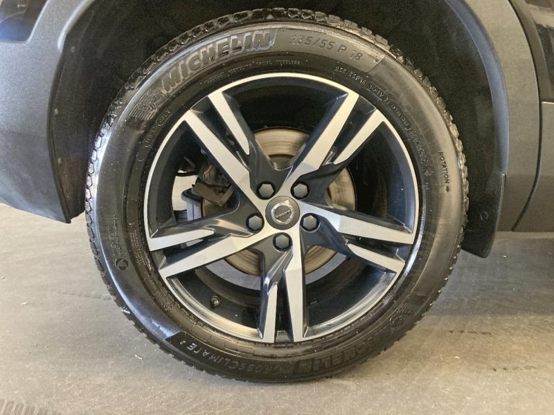 Image VOLVO XC40 D4 AdBlue AWD 190ch R-Design Geartronic 8