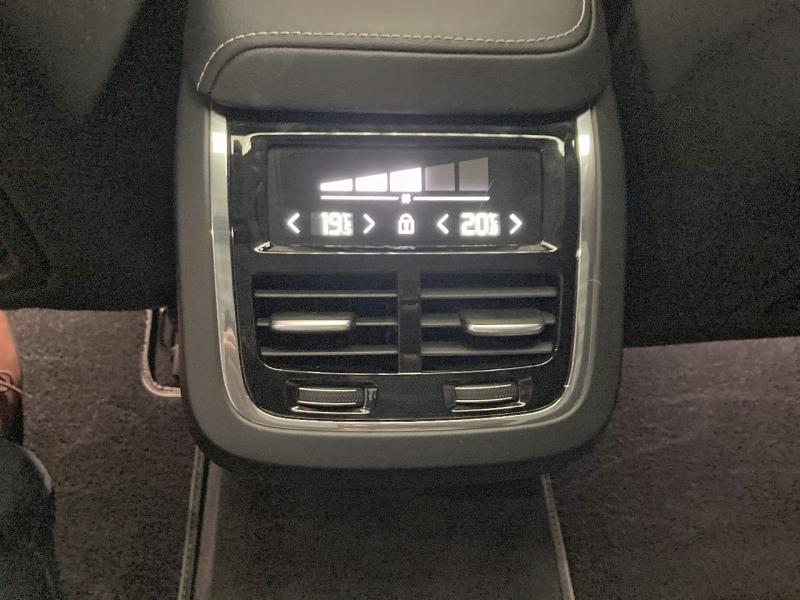 Image VOLVO V60 B4 197ch R-Design Geartronic 8