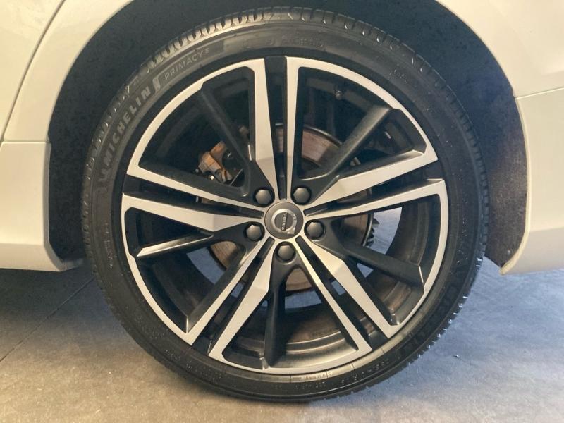 Image VOLVO V60 B4 197ch R-Design Geartronic 8