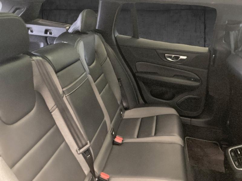 Image VOLVO V60 B4 197ch R-Design Geartronic 8