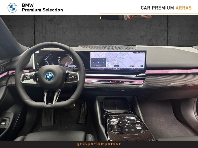 Image BMW Série 5 Touring 550e 489ch M Sport xDrive
