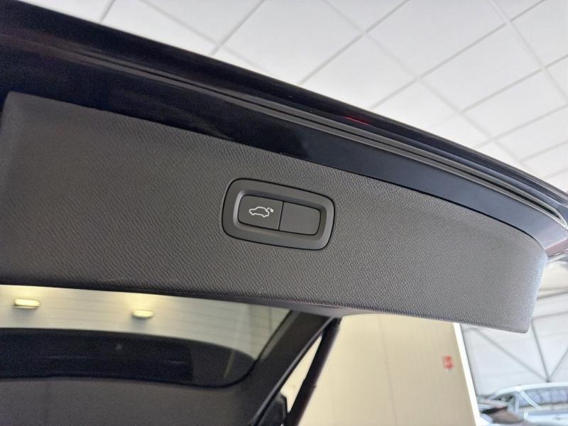 Image VOLVO XC90 T8 Twin Engine 303 + 87ch Inscription Luxe Geartronic 7 places