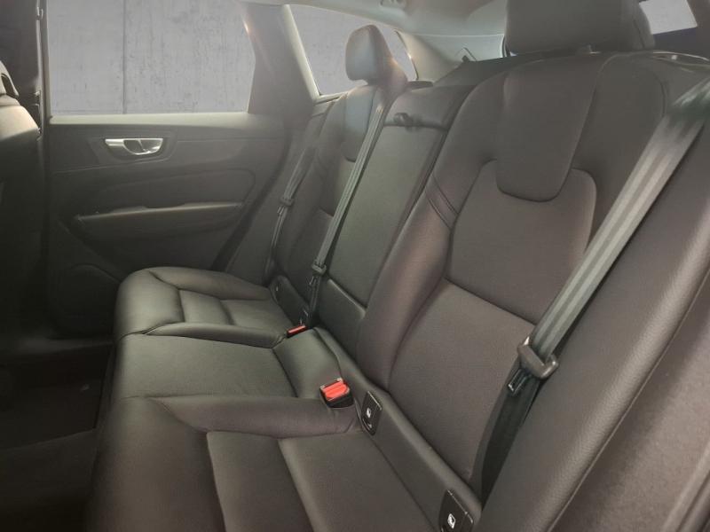 Image VOLVO XC60 B4 197ch Plus Style Dark Geartronic