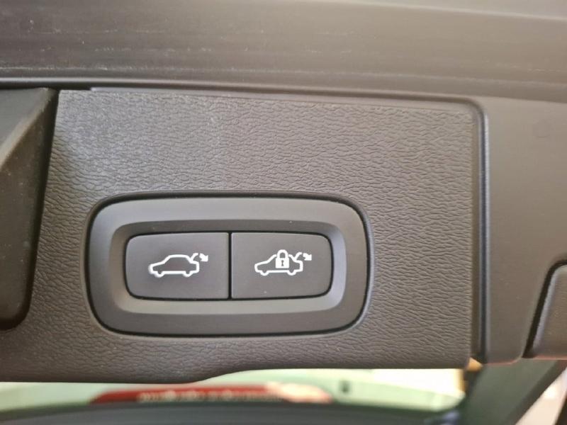 Image VOLVO XC60 B4 197ch Plus Style Dark Geartronic