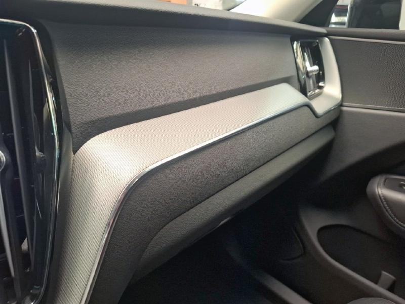 Image VOLVO XC60 B4 197ch Plus Style Dark Geartronic