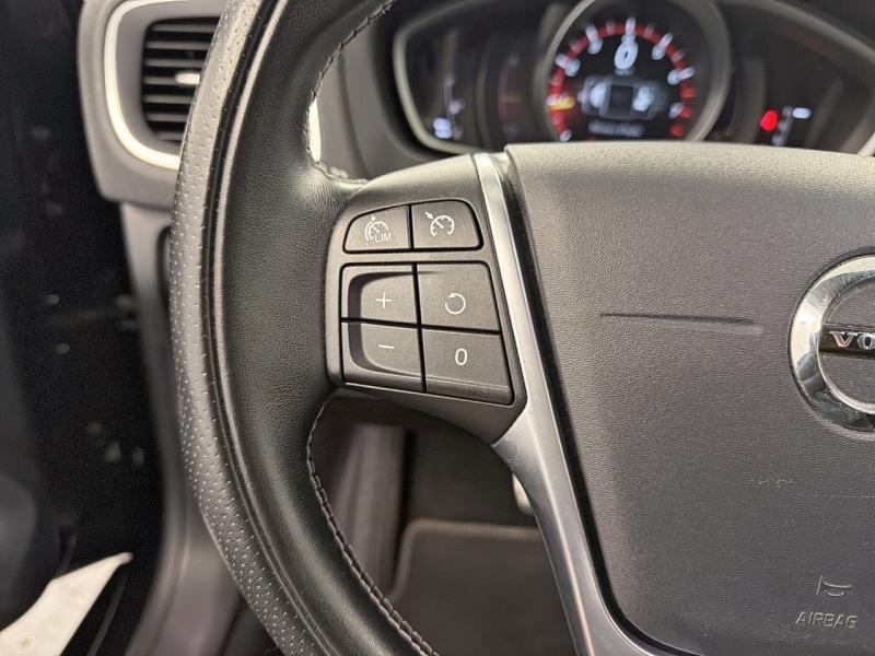 Image VOLVO V40 T2 122ch R-Design Geartronic