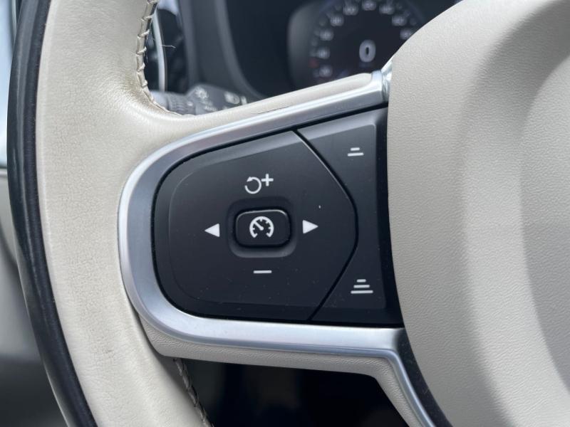 Image VOLVO XC60 T8 Twin Engine 303 + 87ch Business Executive Geartronic