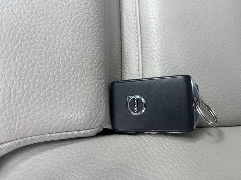 Image VOLVO XC60 T8 Twin Engine 303 + 87ch Business Executive Geartronic