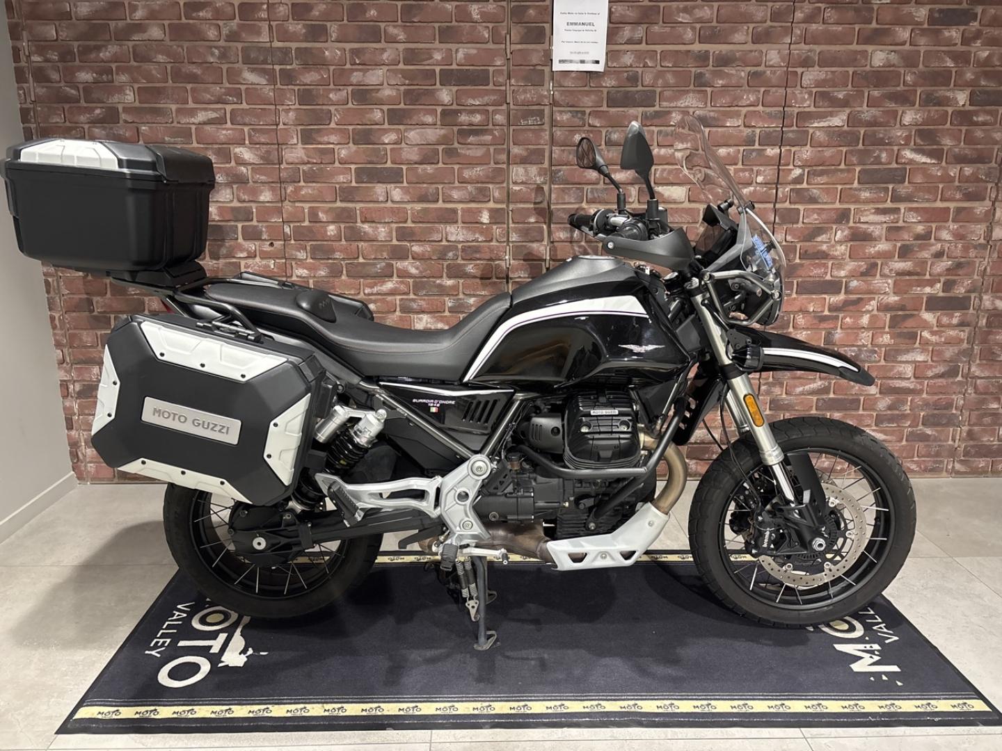 Photo MOTO-GUZZI V85 TT V85 TT 850 Guardia d Onore Euro 5