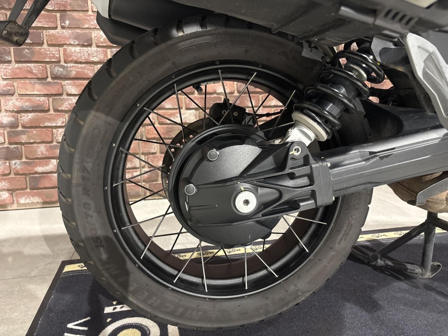 Image MOTO-GUZZI V85 TT V85 TT 850 Guardia d Onore Euro 5