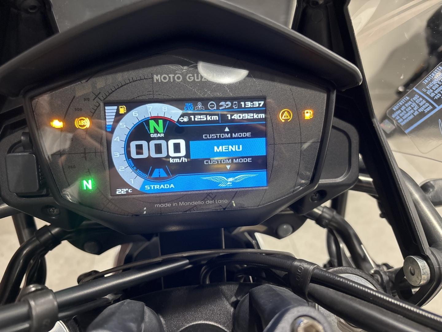 Image MOTO-GUZZI V85 TT V85 TT 850 Guardia d Onore Euro 5