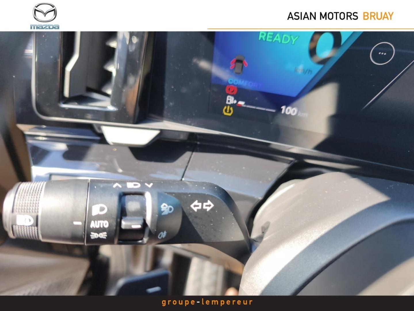 Image RENAULT Austral 1.2 E-Tech full hybrid 200ch Iconic- 24