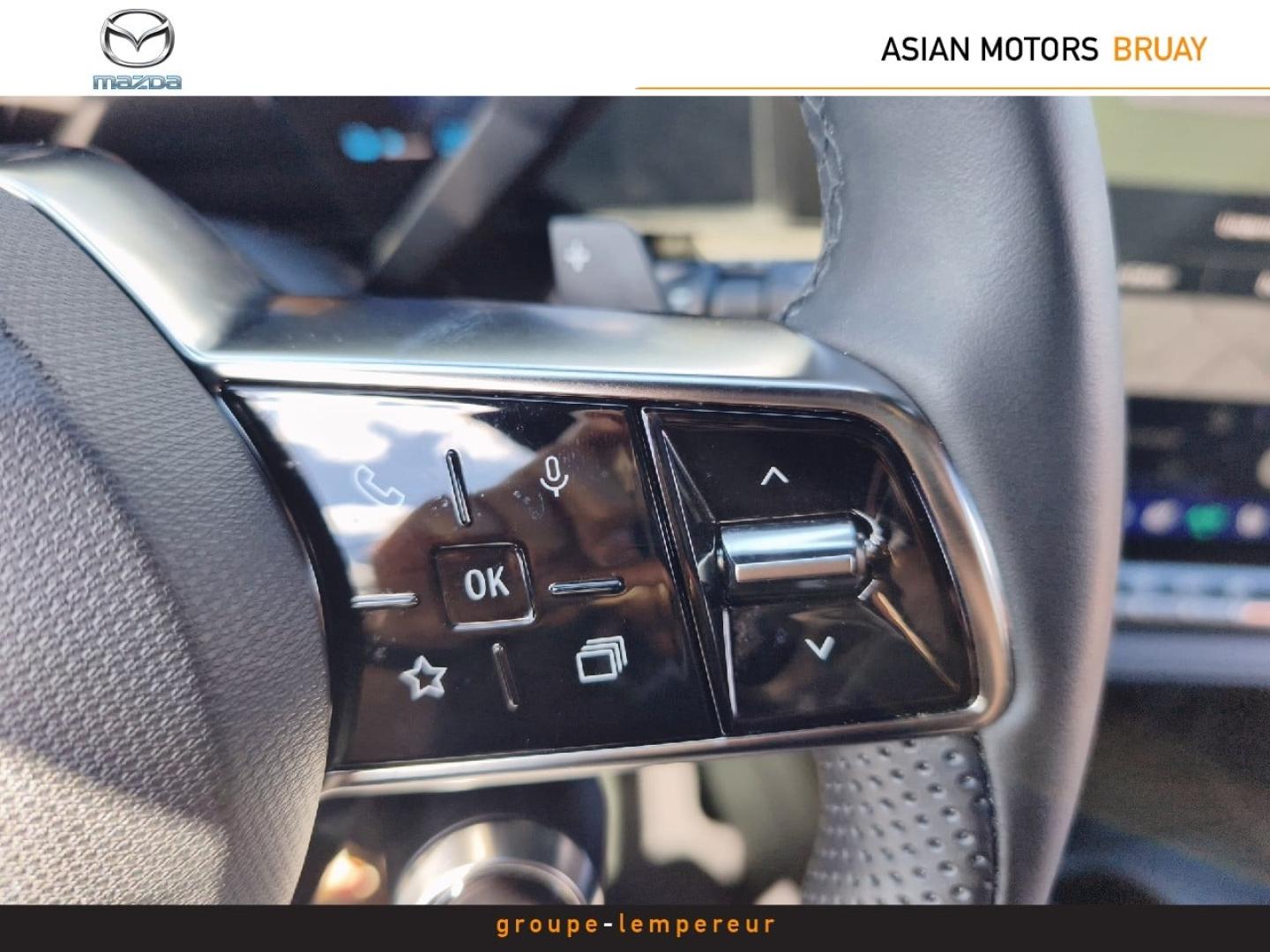 Image RENAULT Austral 1.2 E-Tech full hybrid 200ch Iconic- 24