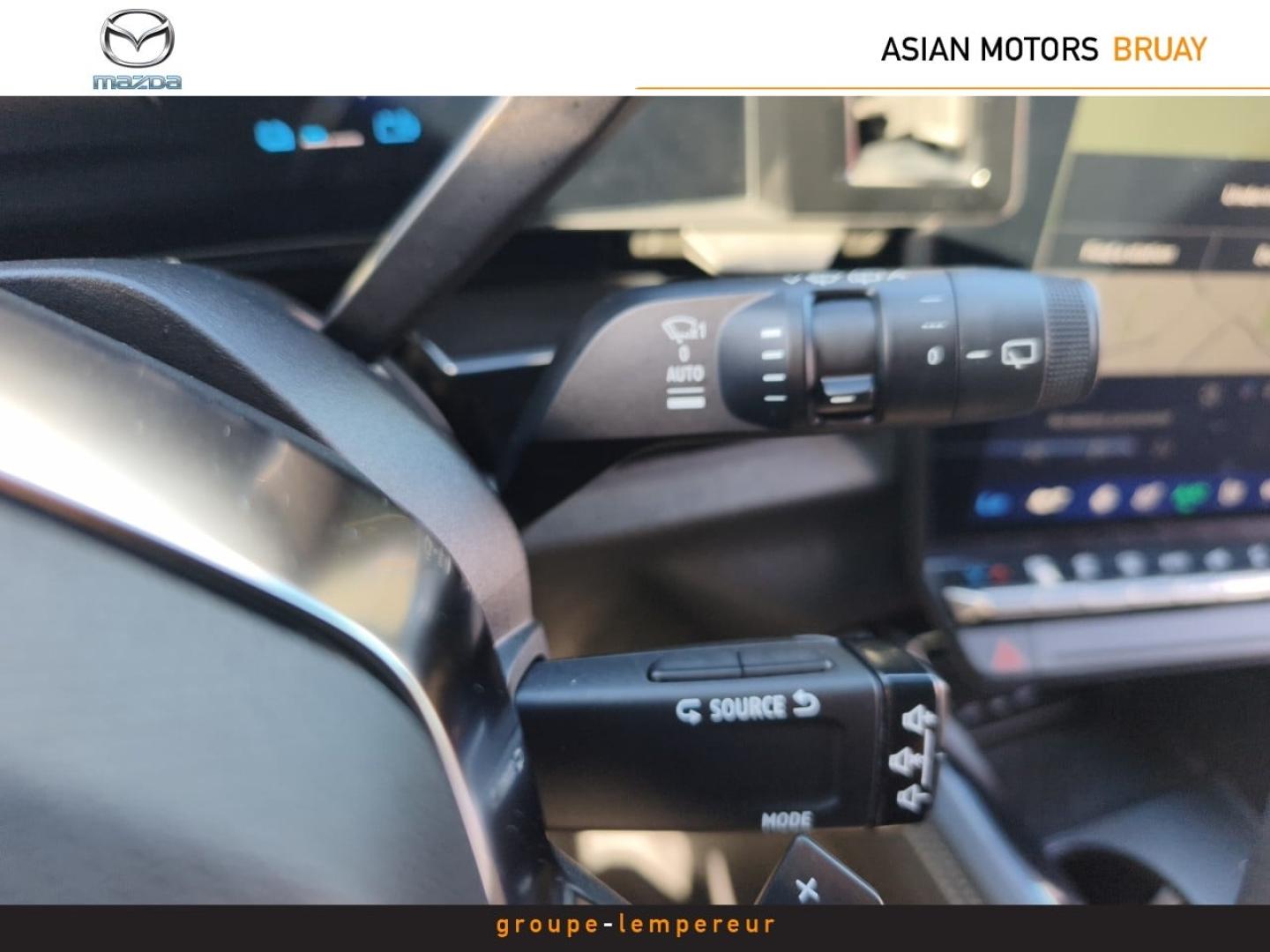 Image RENAULT Austral 1.2 E-Tech full hybrid 200ch Iconic- 24