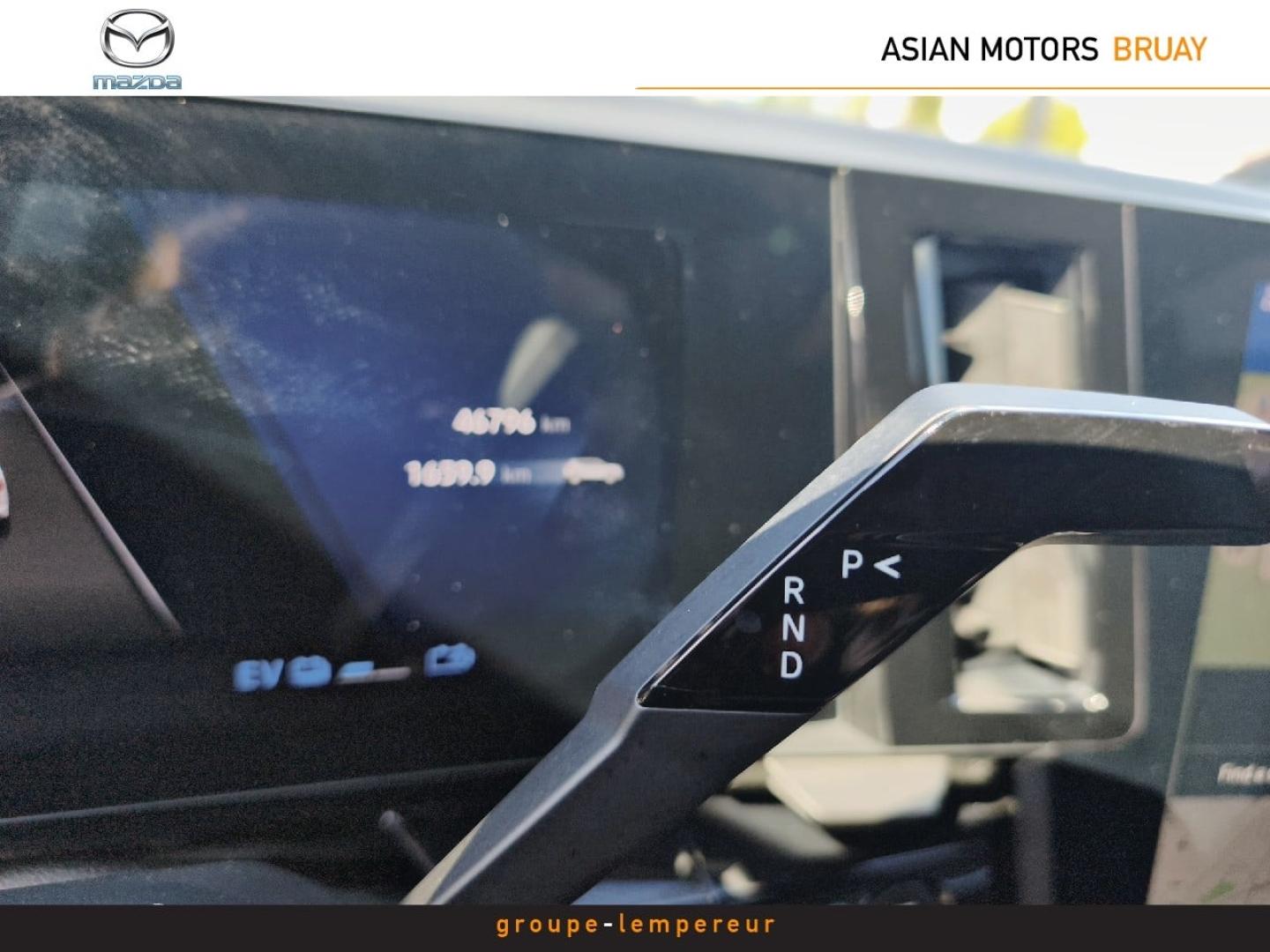 Image RENAULT Austral 1.2 E-Tech full hybrid 200ch Iconic- 24