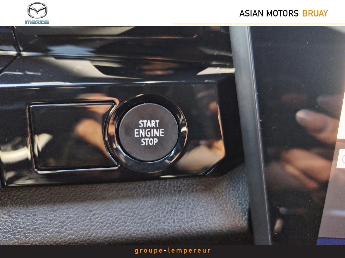 Image RENAULT Austral 1.2 E-Tech full hybrid 200ch Iconic- 24