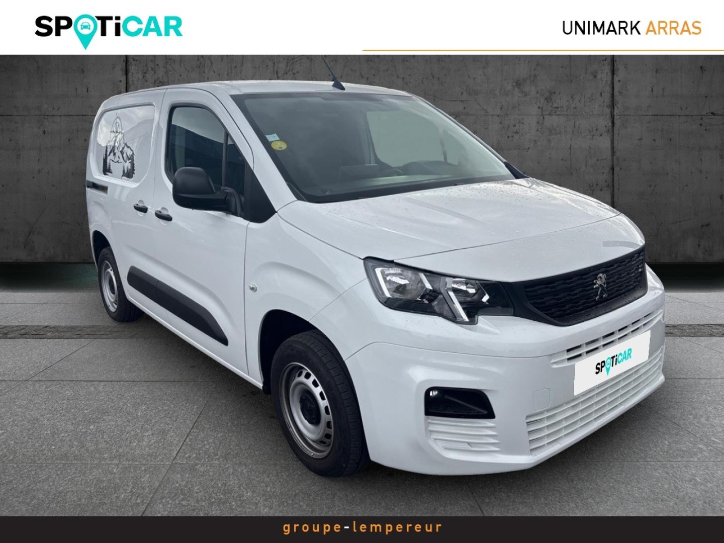 Photo PEUGEOT Partner Standard 1000kg BlueHDi 100ch S&S Grip