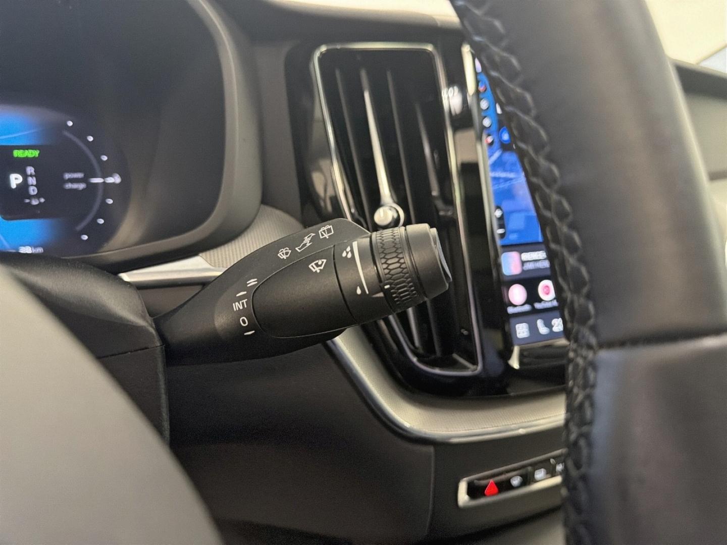 Image VOLVO XC60 T6 AWD 253 + 145ch Plus Style Dark Geartronic