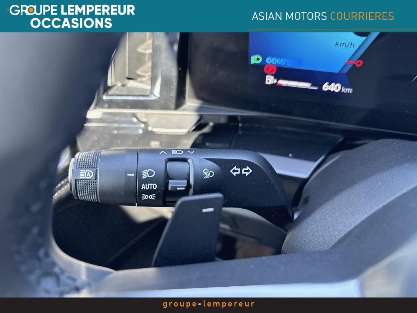 Image RENAULT Austral 1.2 E-Tech full hybrid 200ch Iconic- 24