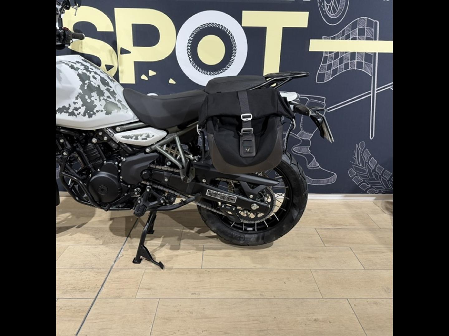 Image ROYAL ENFIELD Himalayan Himalayan 450