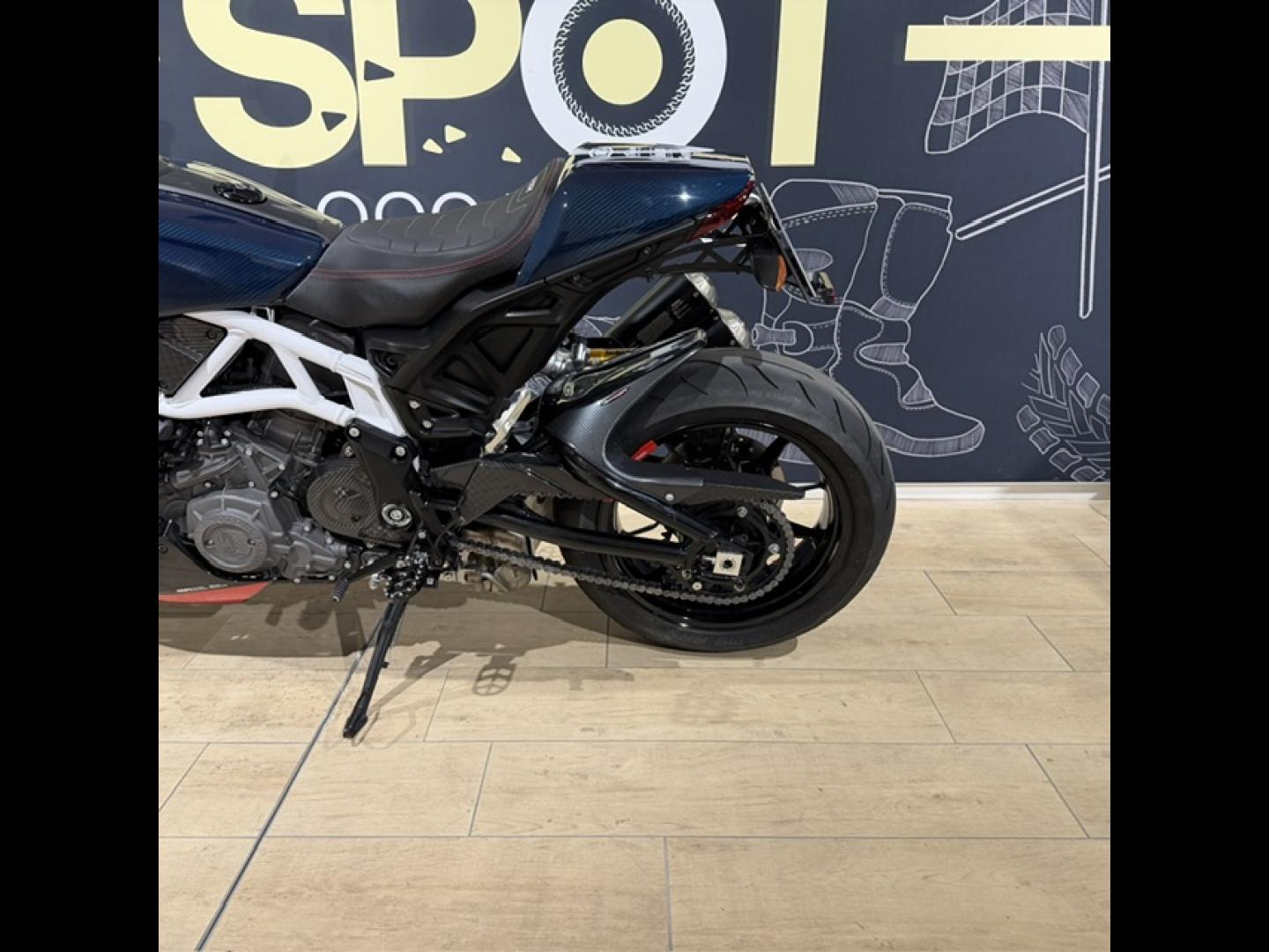 Image INDIAN FTR FTR 1200 100% R Carbon