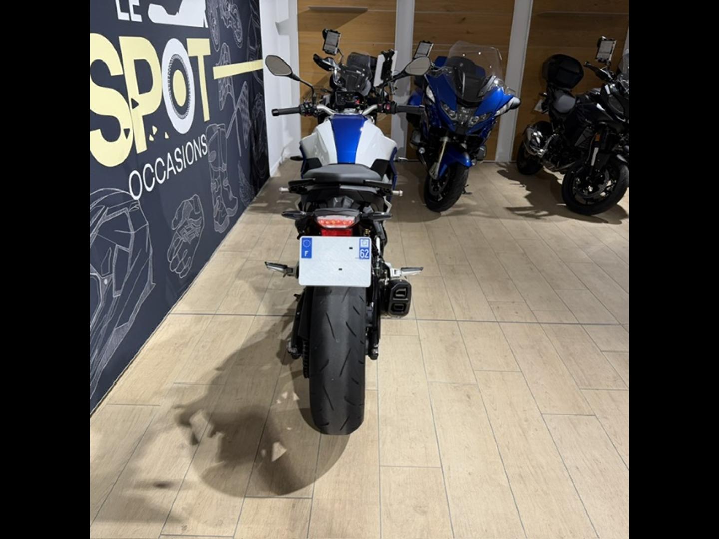 Image BMW F F 900 R A2