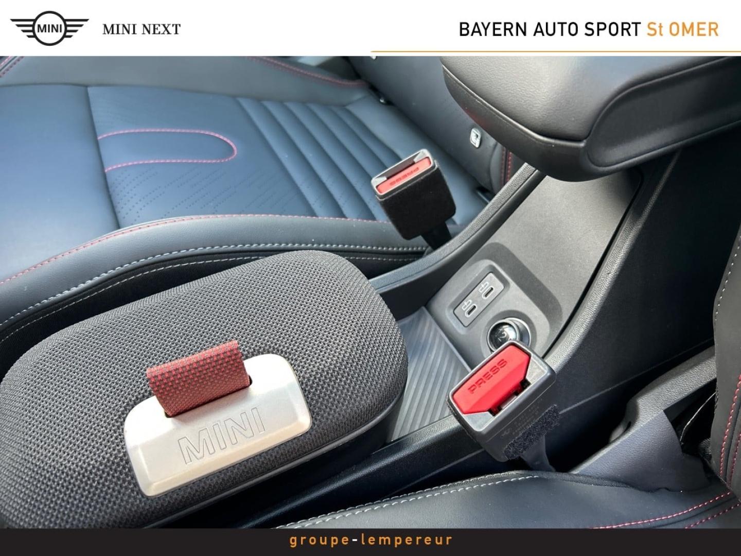 Image MINI Cooper 3 Portes S 204ch JCW DKG7