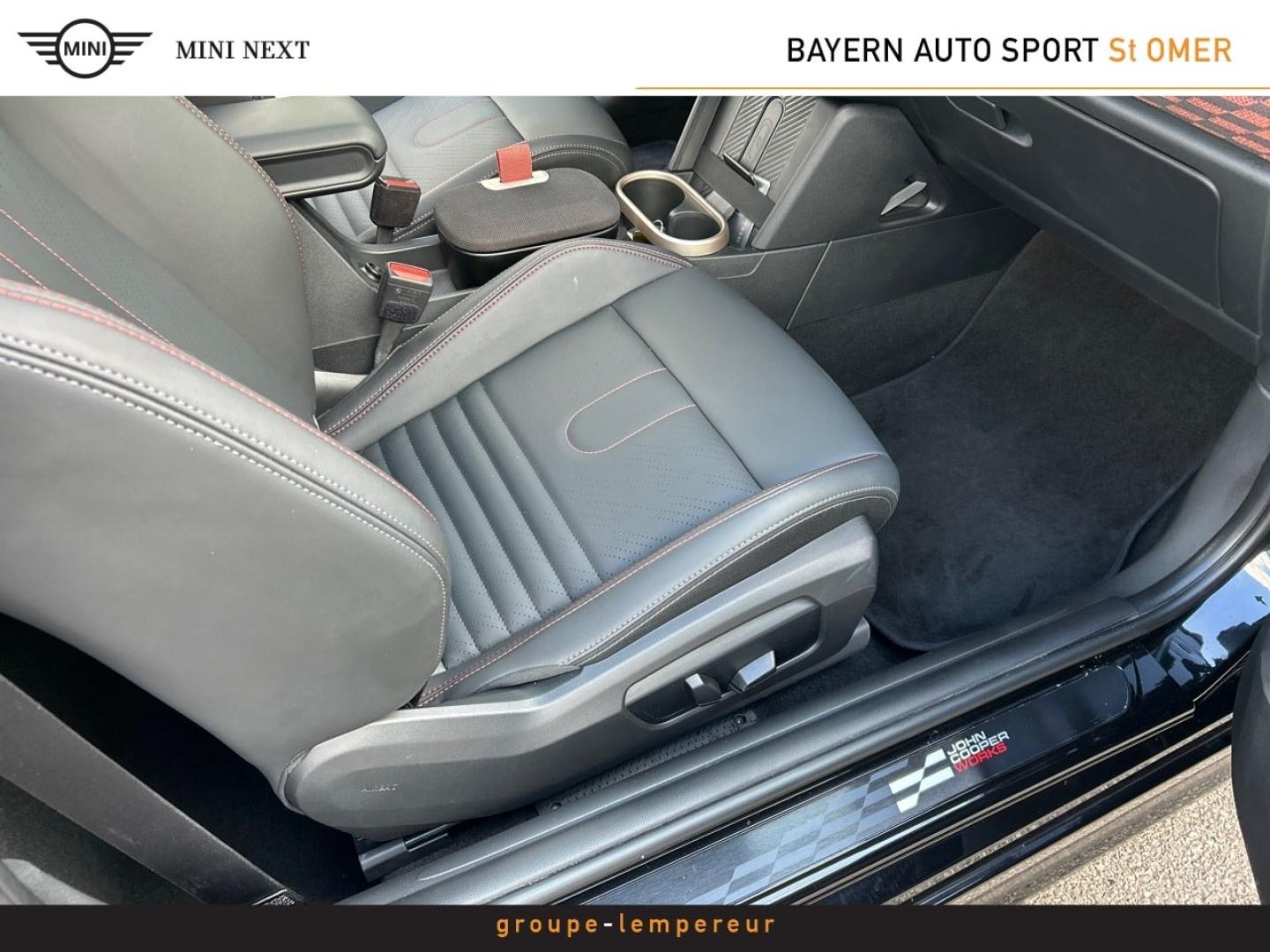 Image MINI Cooper 3 Portes S 204ch JCW DKG7