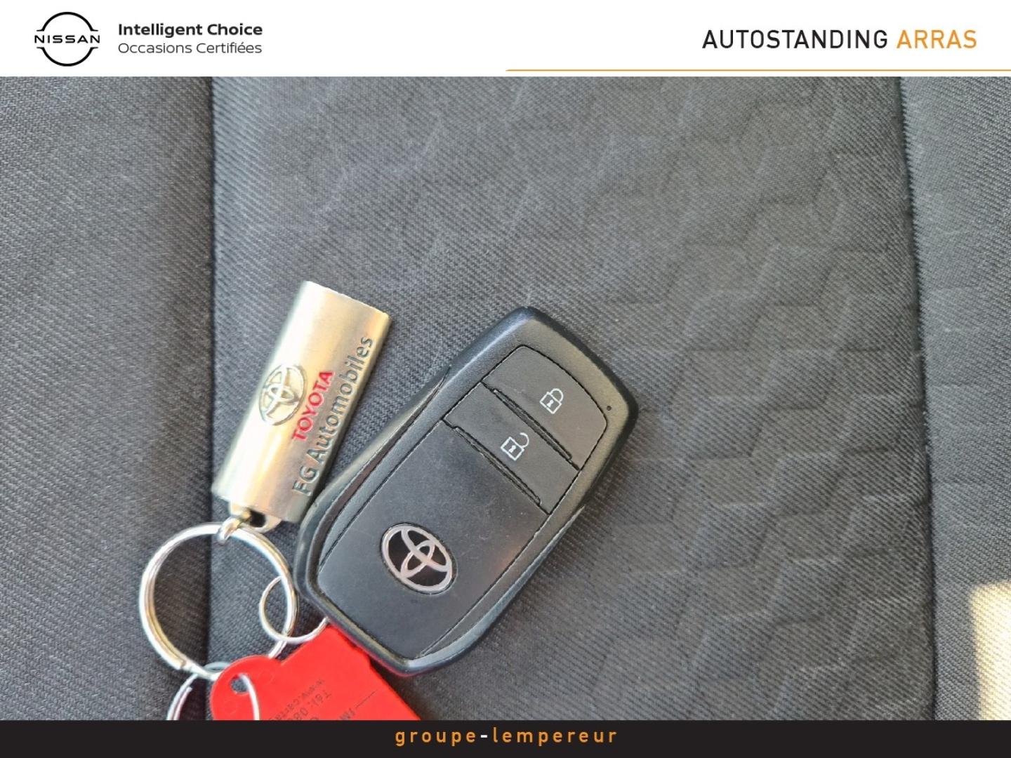 Image TOYOTA Yaris 116h Design 5p MY22