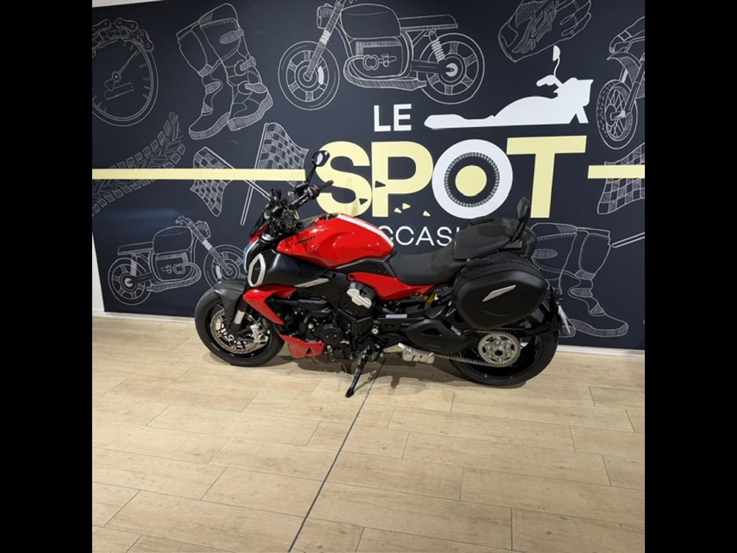 Image DUCATI Diavel Diavel 1158 V4
