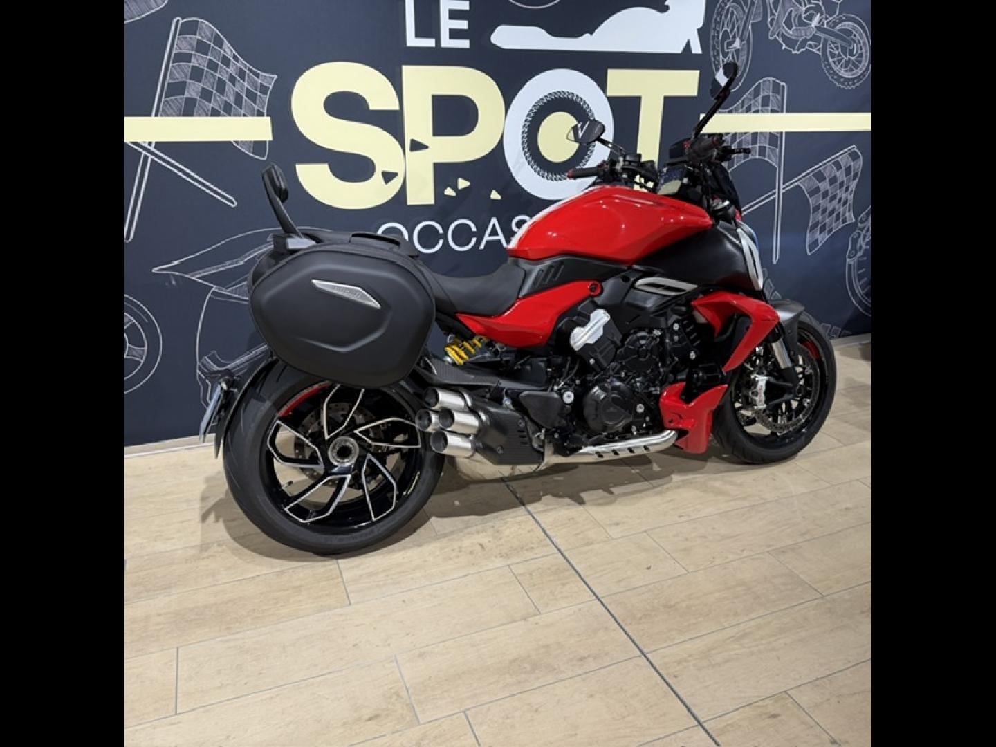 Image DUCATI Diavel Diavel 1158 V4