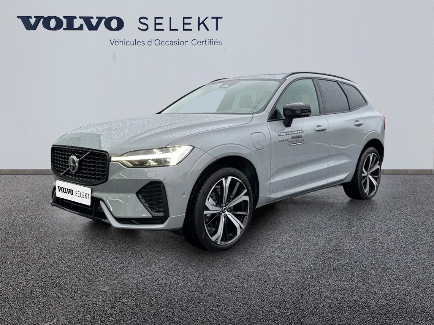 Photo VOLVO XC60 T6 Hybride Rechargeable 350ch Ultra Style Dark Geartronic 8 AWD