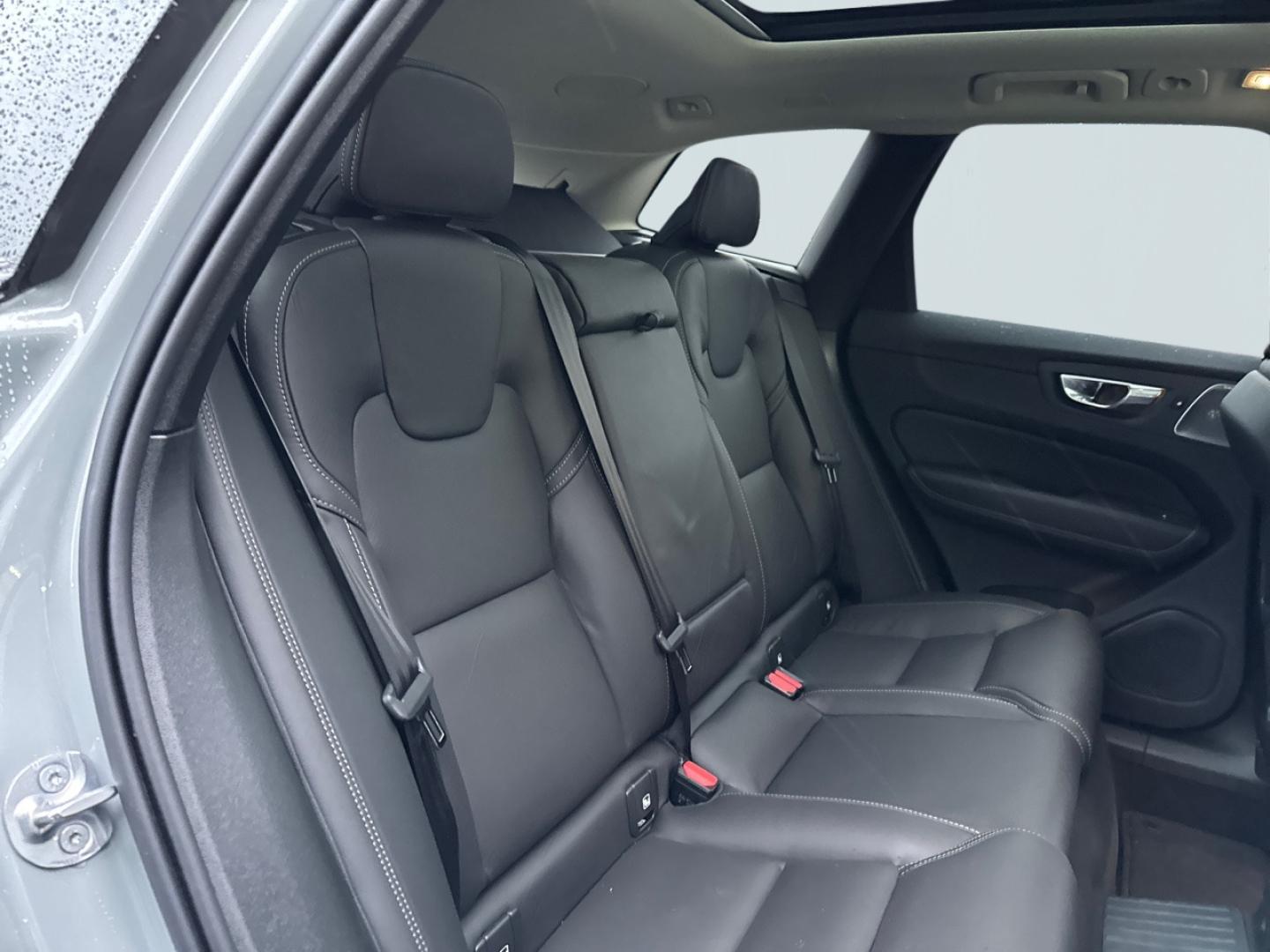 Image VOLVO XC60 T6 Hybride Rechargeable 350ch Ultra Style Dark Geartronic 8 AWD
