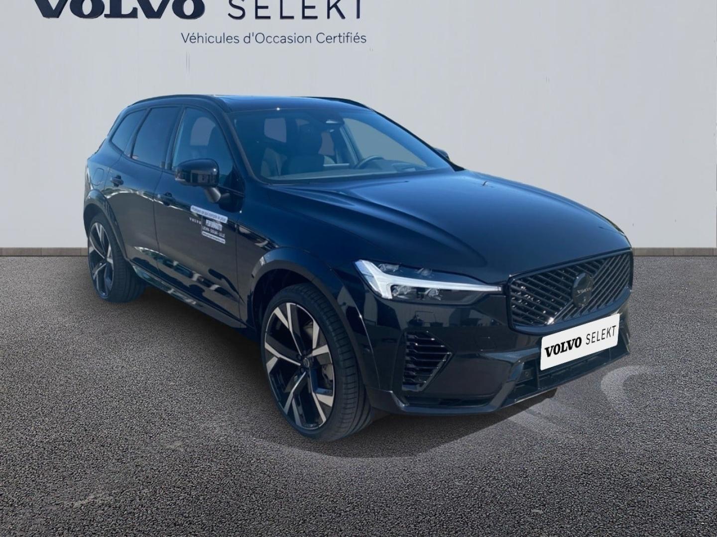 Image VOLVO XC60 T6 Hybride Rechargeable 350ch Black Edition Geartronic 8 AWD
