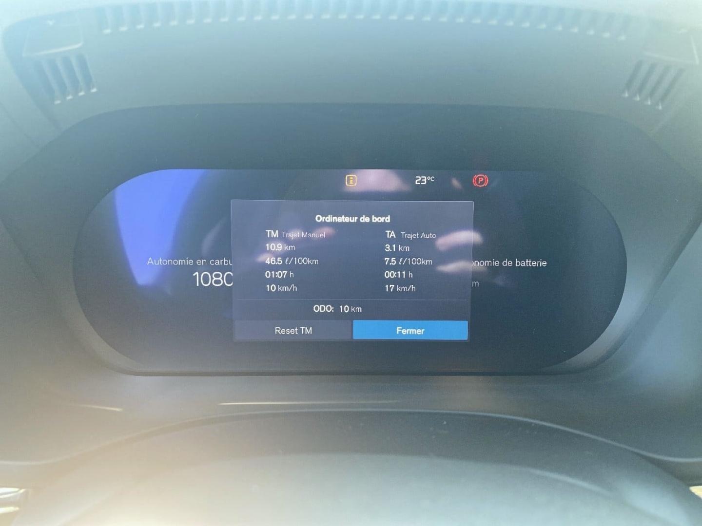 Image VOLVO XC60 T6 Hybride Rechargeable 350ch Black Edition Geartronic 8 AWD