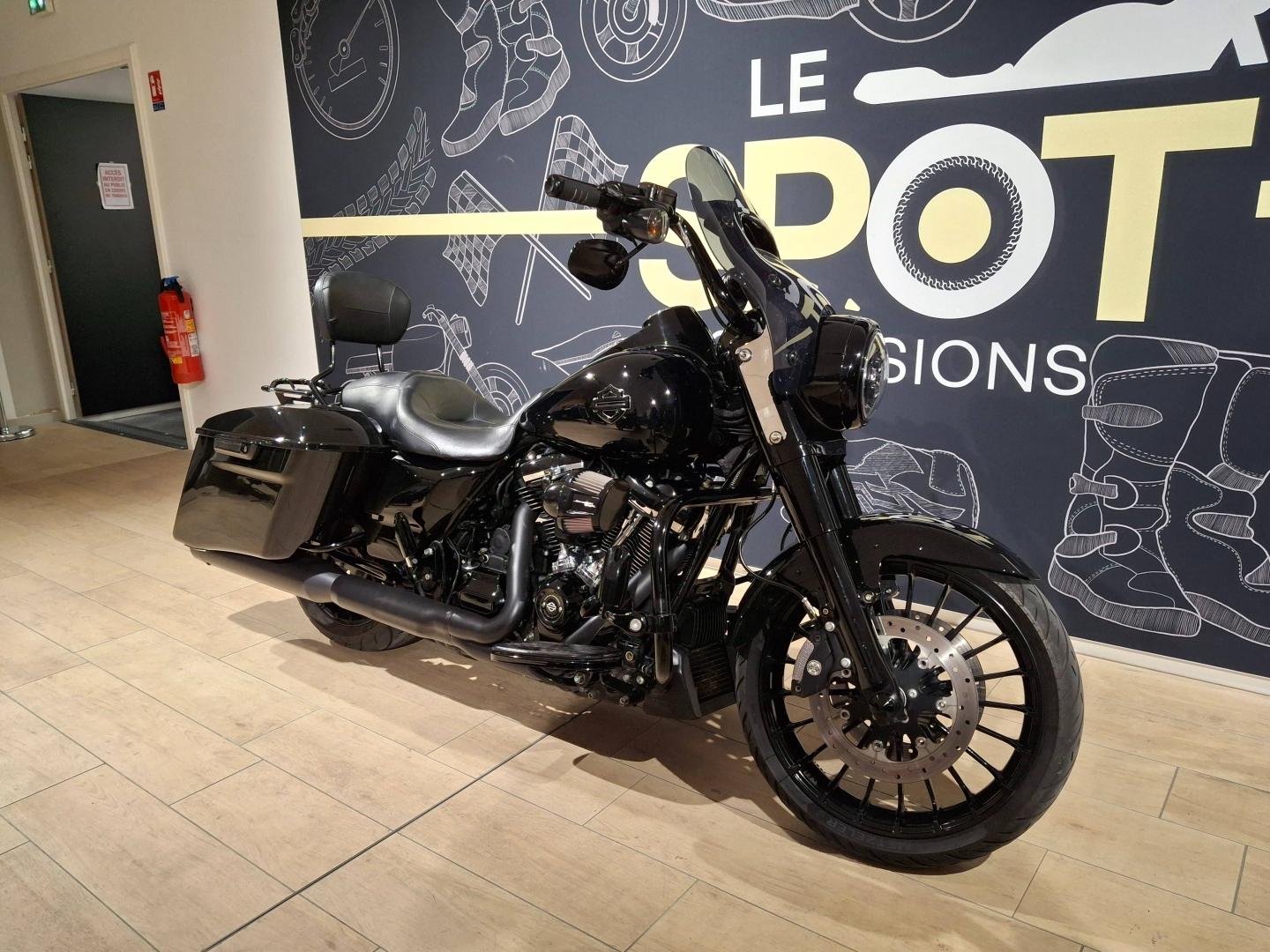 Image HARLEY-DAVIDSON Road King Special Road King Special 1868 Noir 2019