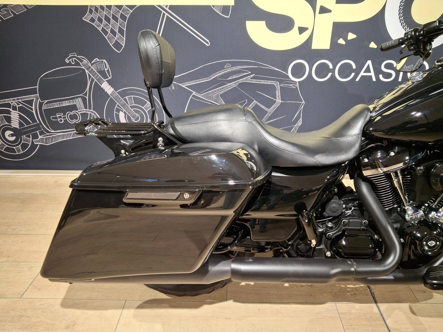 Image HARLEY-DAVIDSON Road King Special Road King Special 1868 Noir 2019