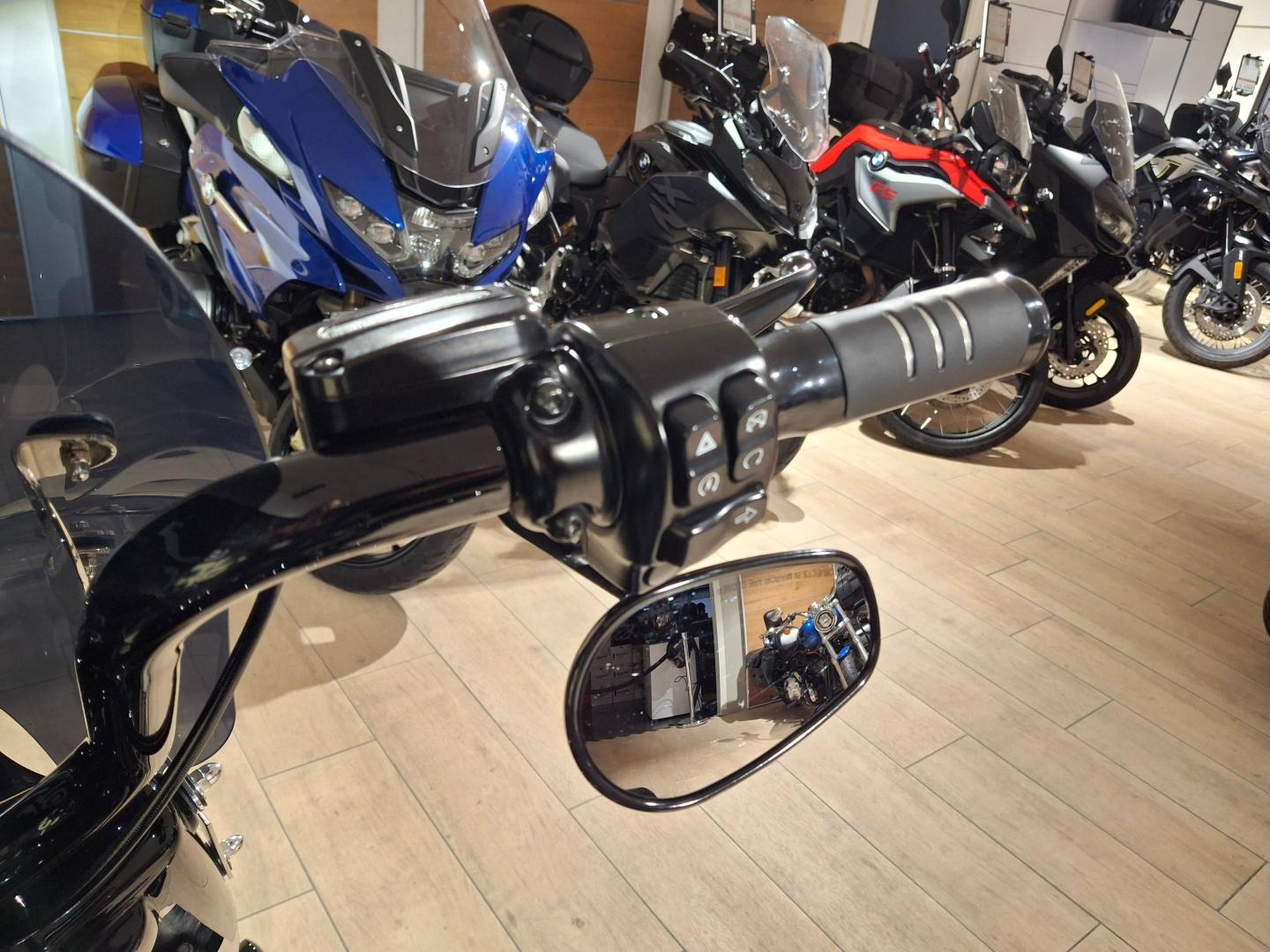 Image HARLEY-DAVIDSON Road King Special Road King Special 1868 Noir 2019